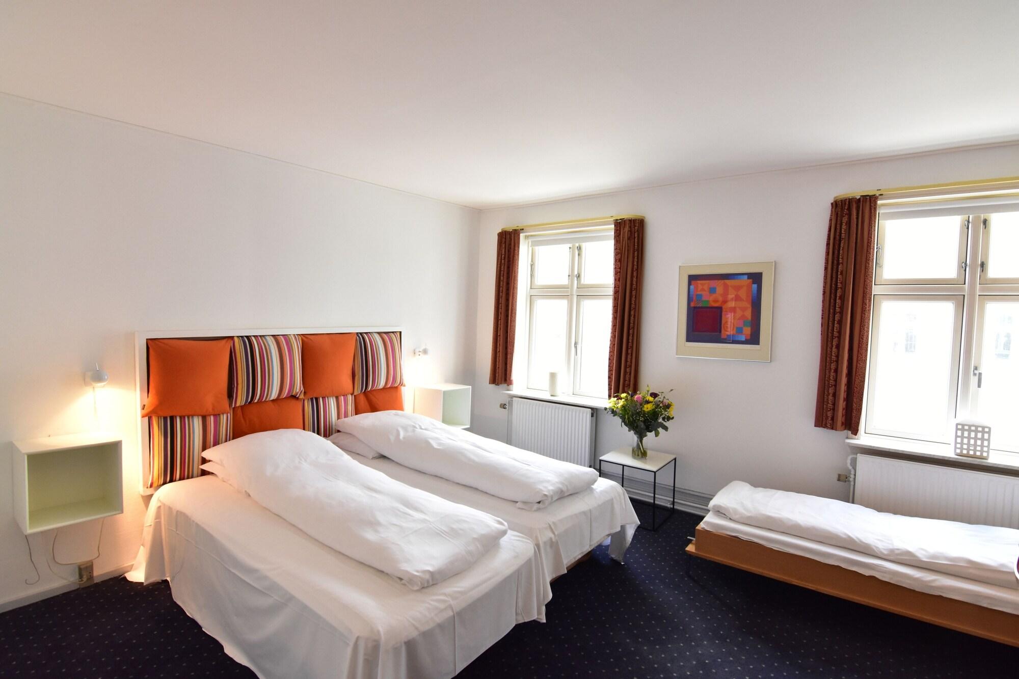 Hotel Schaumburg โฮลสเตโบร ภายนอก รูปภาพ